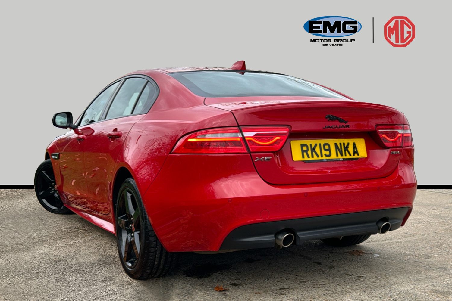 Used Jaguar XE 2019 for sale - 76588147: Photo 5