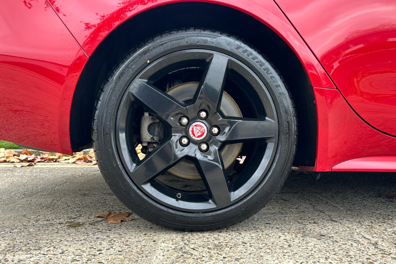 Used Jaguar XE 2019 for sale - 76588147: Photo 8