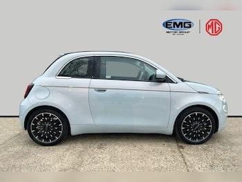 Used Fiat 500e C 2022 for sale - 77308691: Photo