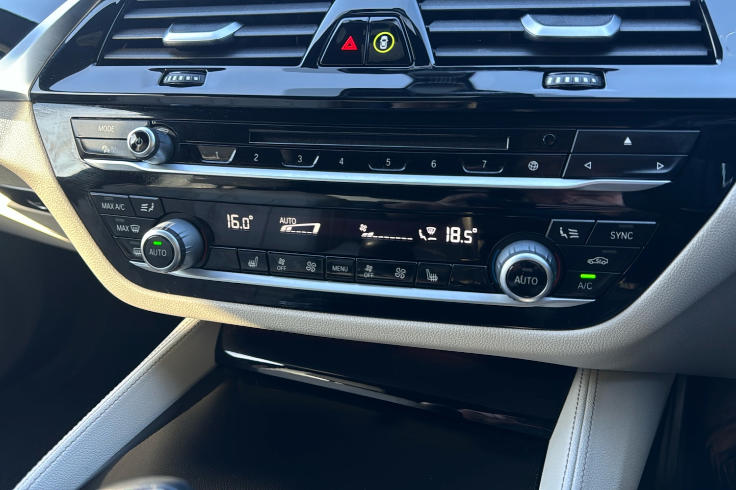 Used BMW 5 Series 2018 for sale - 76328990: Photo 15