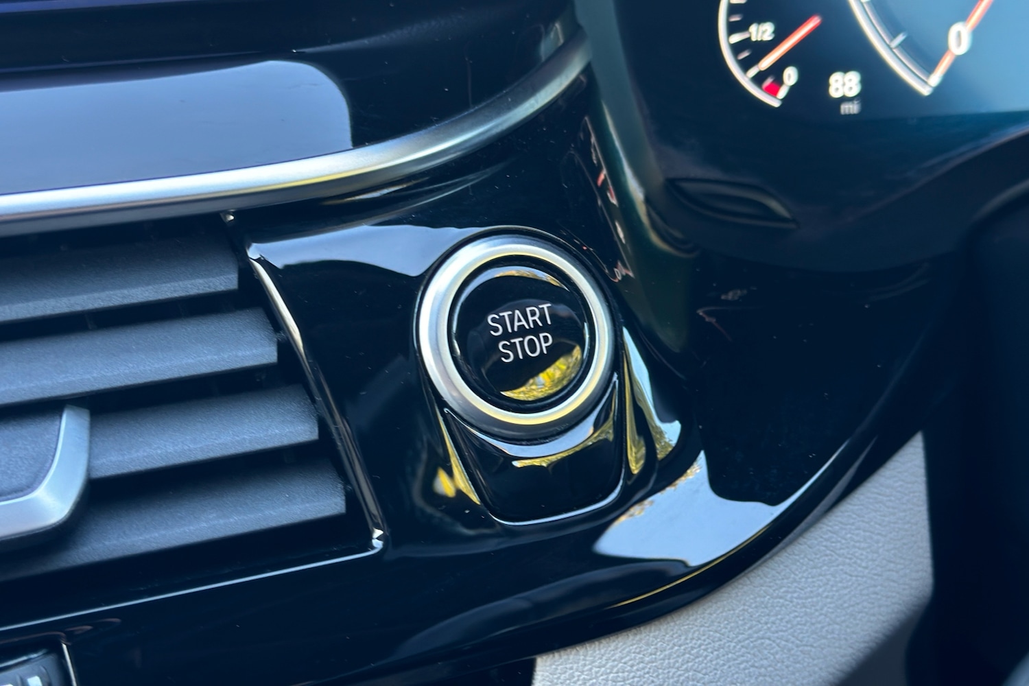 Used BMW 5 Series 2018 for sale - 76328990: Photo 22