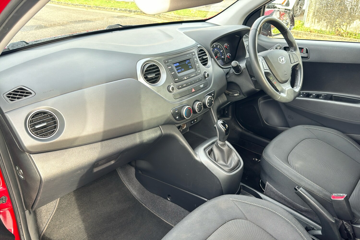 Used Hyundai i10 2019 for sale - 76516059: Photo 11