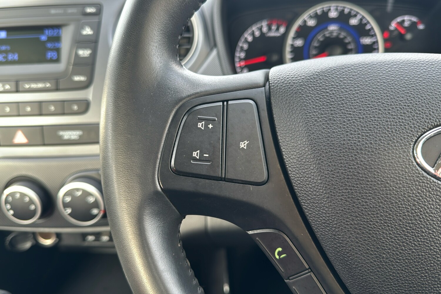 Used Hyundai i10 2019 for sale - 76516059: Photo 17