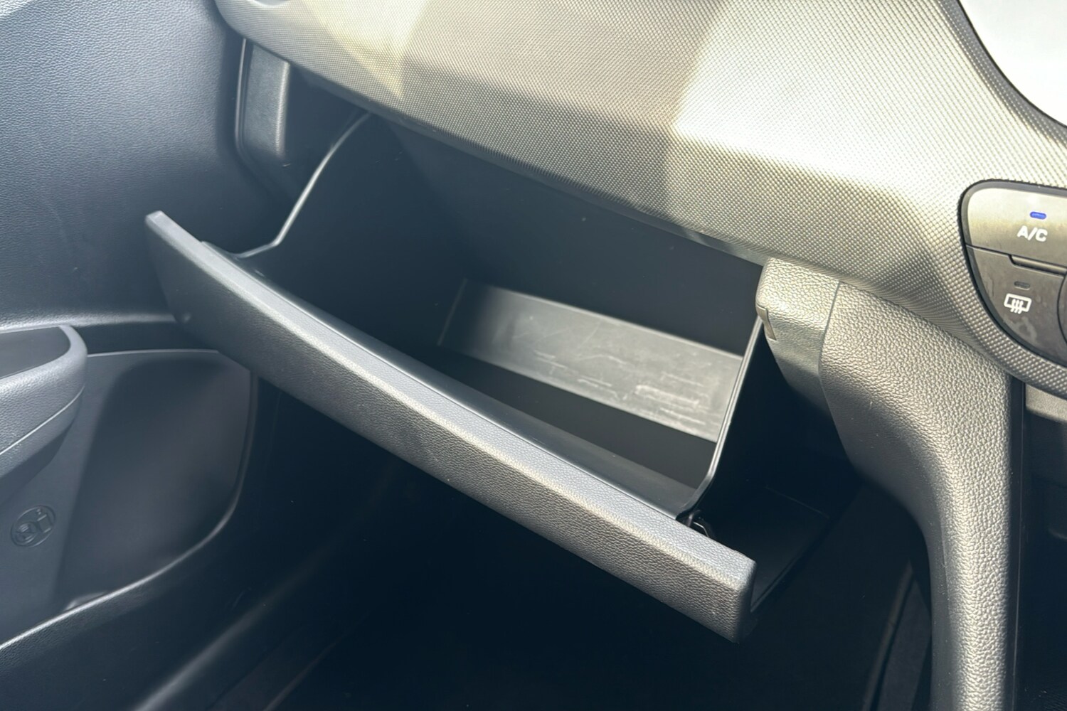 Used Hyundai i10 2019 for sale - 76516059: Photo 39