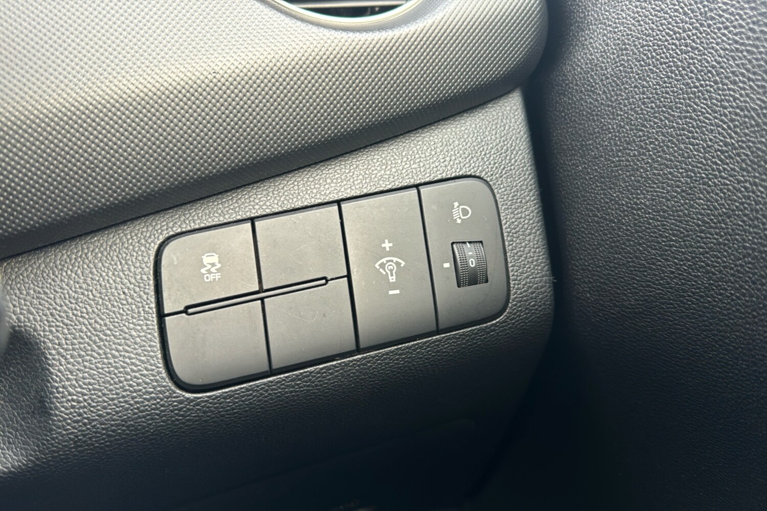 Used Hyundai i10 2019 for sale - 76516059: Photo 41