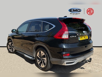 Used Honda CR-V 2017 for sale - 79371423: Photo