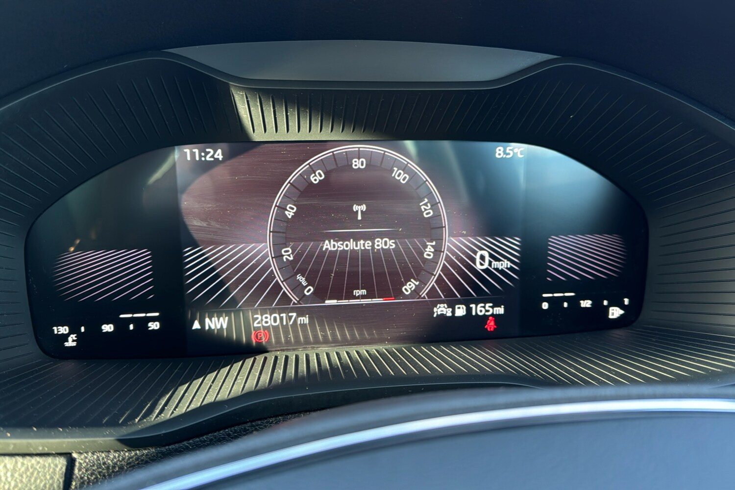 Used Skoda Karoq 2023 for sale - 76732617: Photo 14