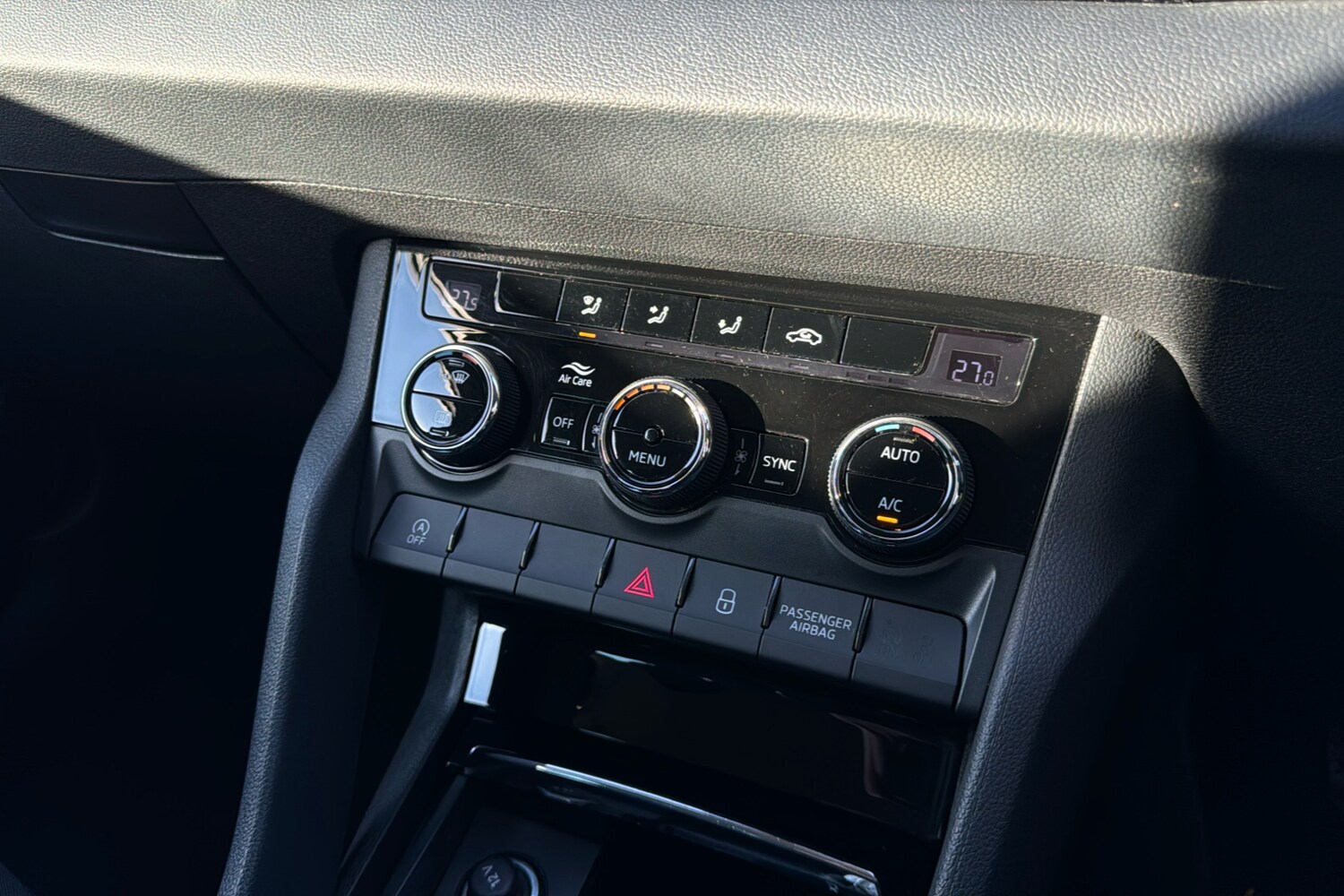 Used Skoda Karoq 2023 for sale - 76732617: Photo 16