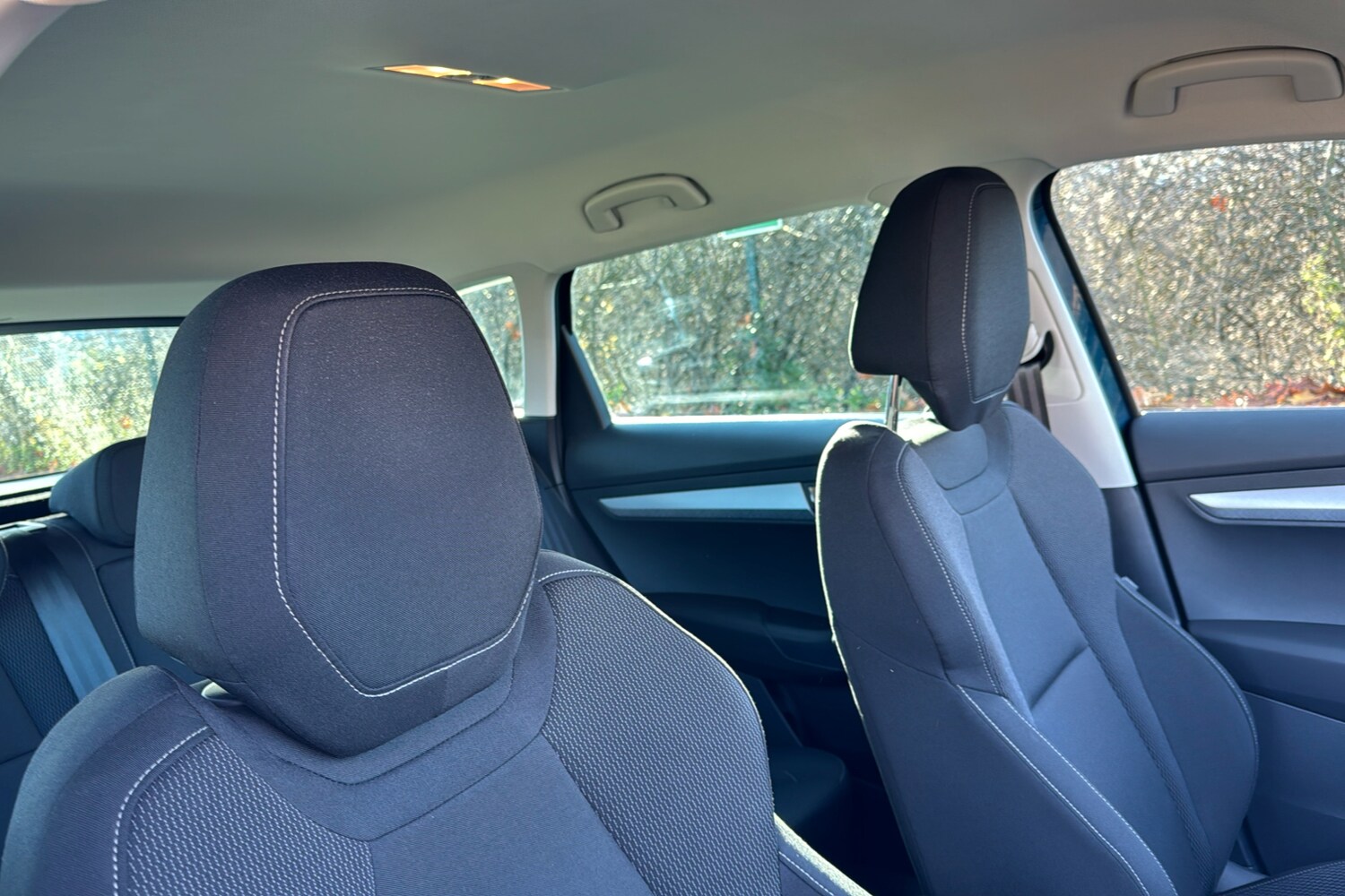 Used Skoda Karoq 2023 for sale - 76732617: Photo 32