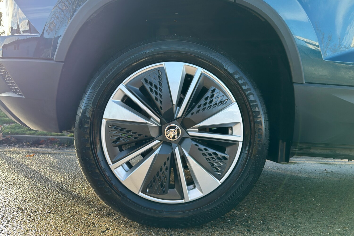 Used Skoda Karoq 2023 for sale - 76732617: Photo 8