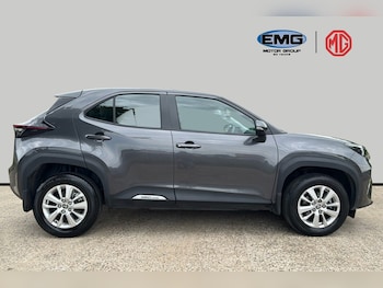 Used Toyota Yaris Cross 2024 for sale - 79127717: Photo