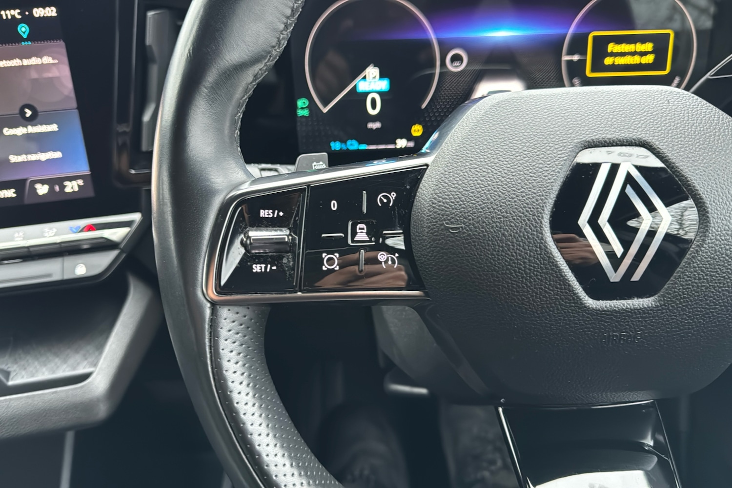Used Renault Megane E Tech 2022 for sale - 76978967: Photo 17