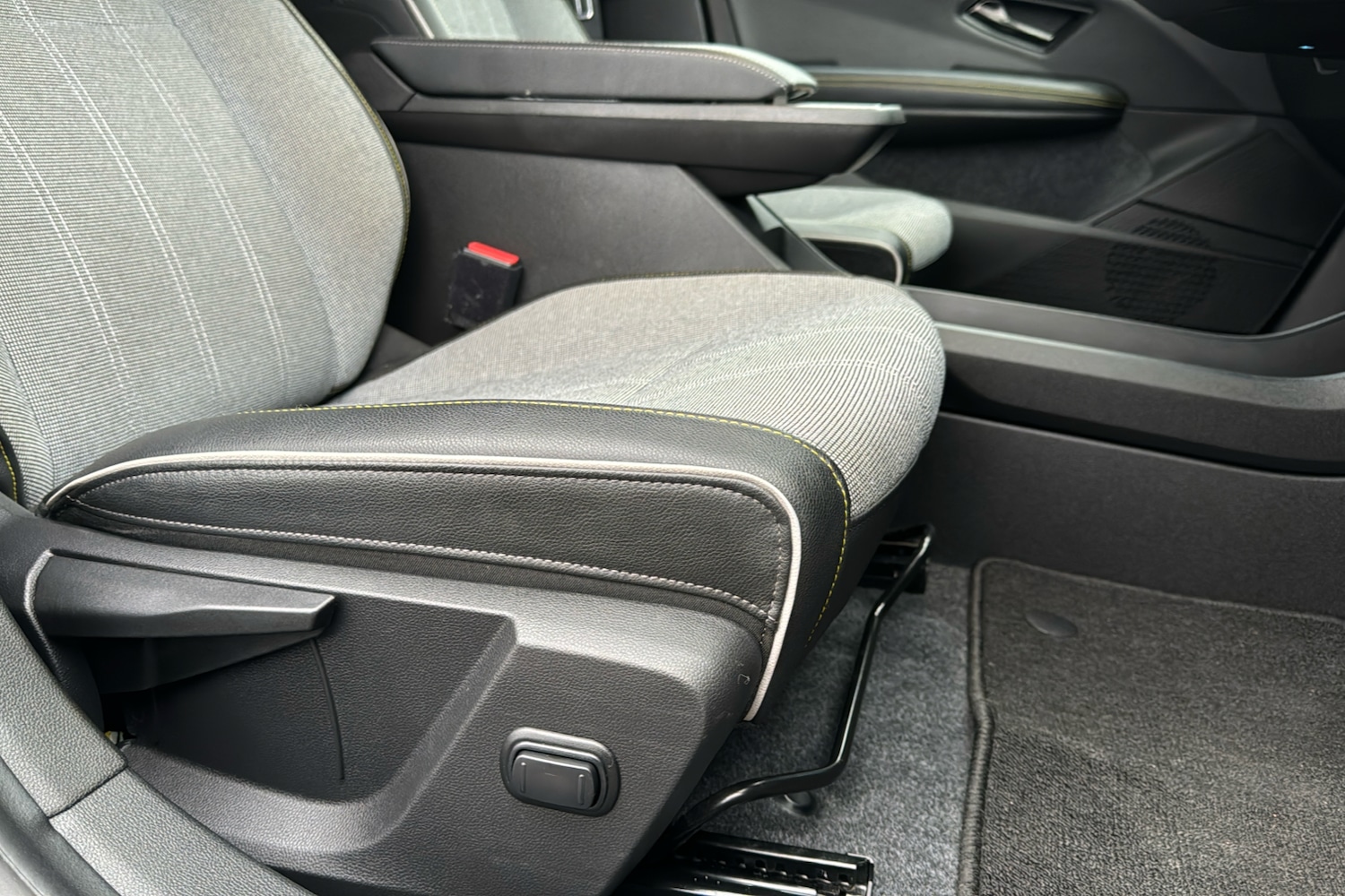 Used Renault Megane E Tech 2022 for sale - 76978967: Photo 30