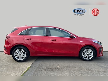 Used Kia Ceed 2021 for sale - 77973102: Photo