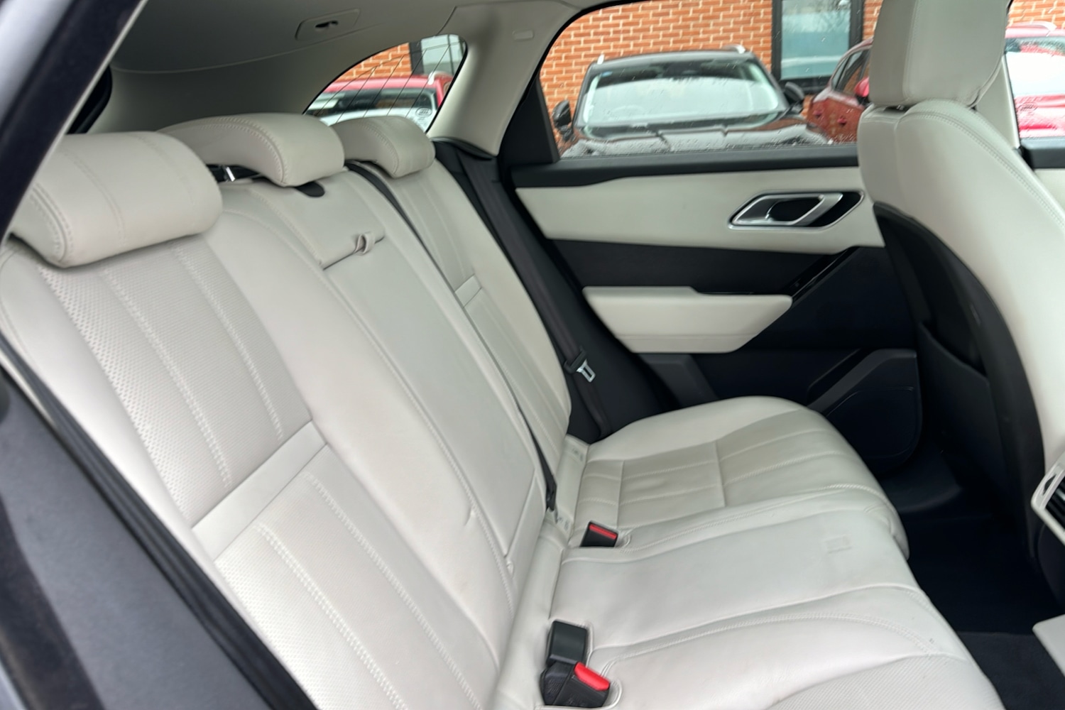 Used Land Rover Range Rover Velar 2019 for sale - 76665967: Photo 12