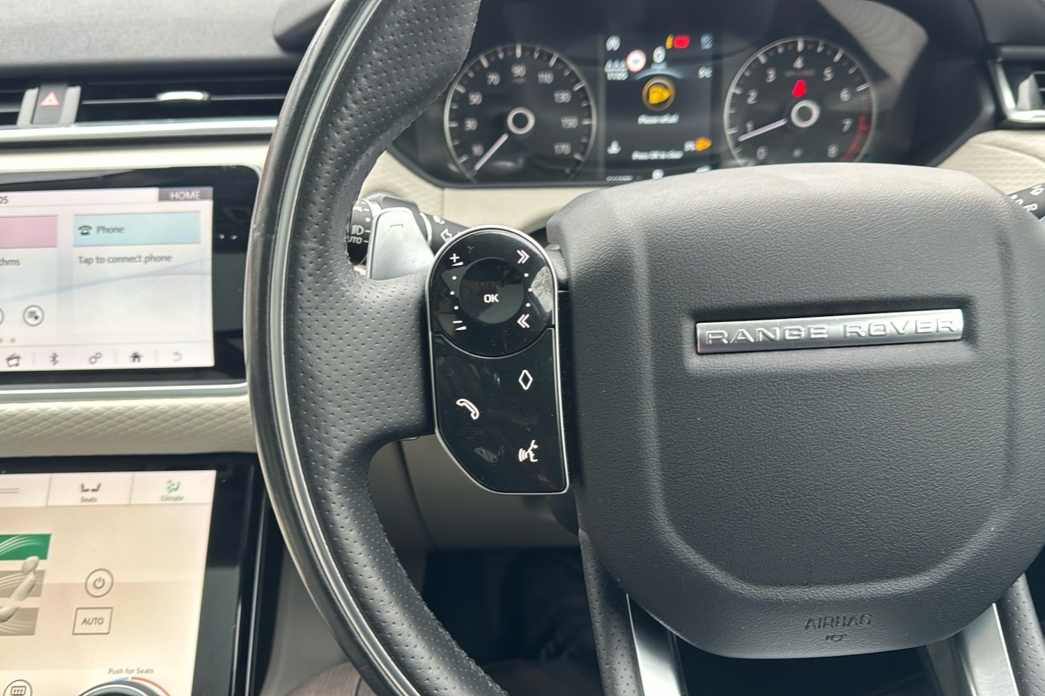 Used Land Rover Range Rover Velar 2019 for sale - 76665967: Photo 17