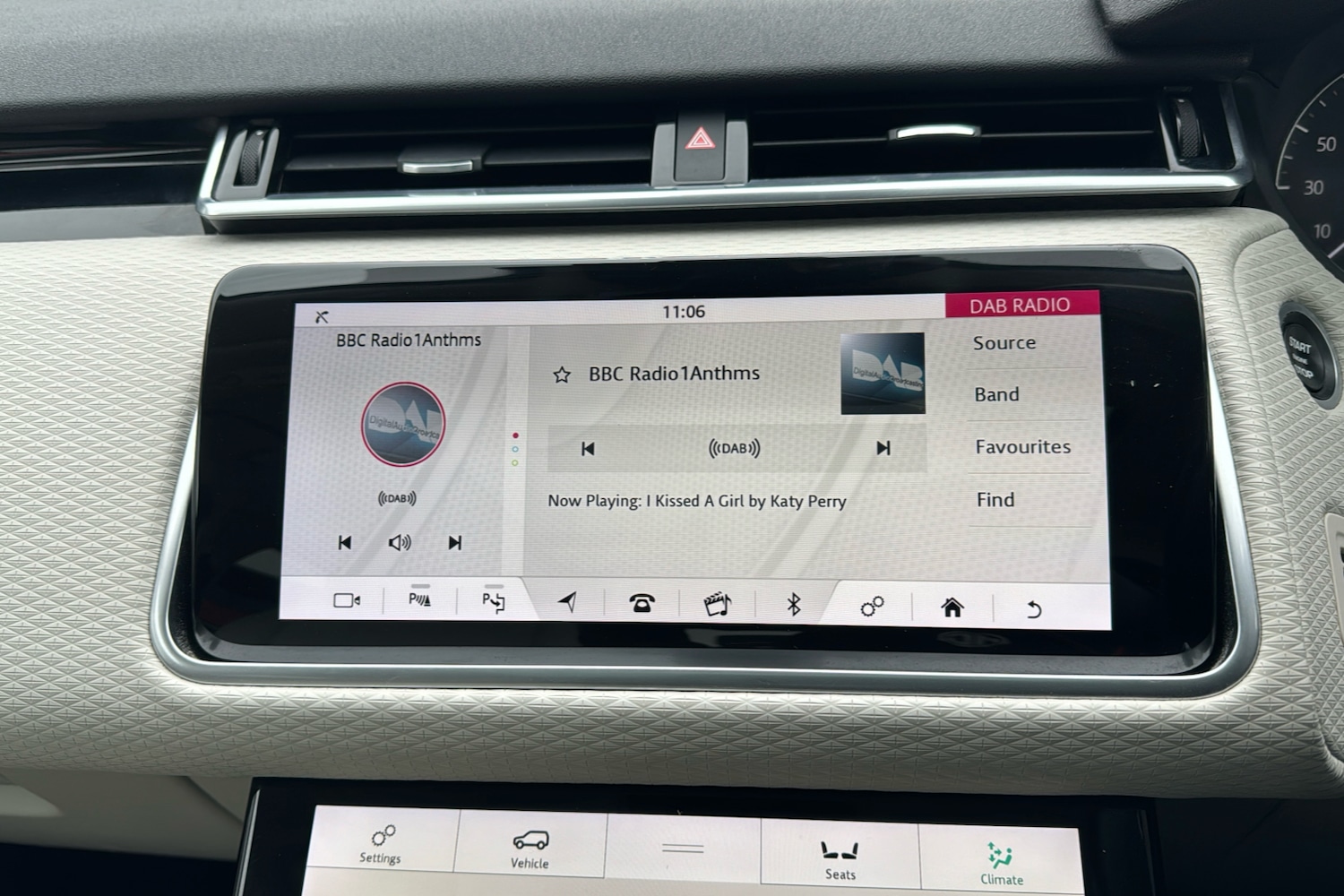 Used Land Rover Range Rover Velar 2019 for sale - 76665967: Photo 21