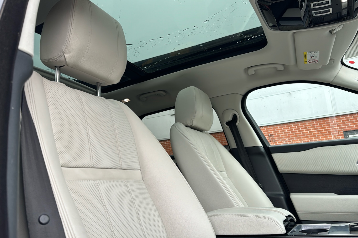 Used Land Rover Range Rover Velar 2019 for sale - 76665967: Photo 32