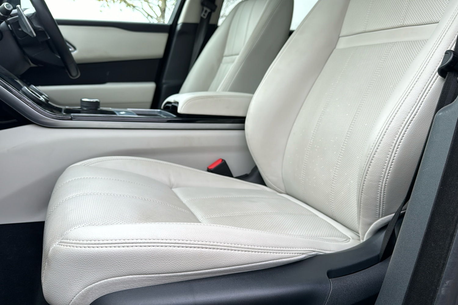 Used Land Rover Range Rover Velar 2019 for sale - 76665967: Photo 42