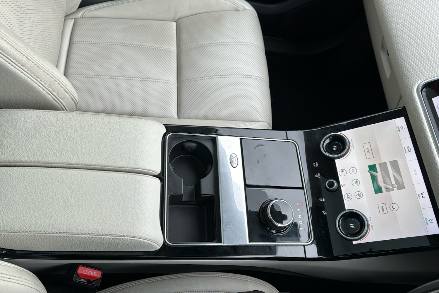 Used Land Rover Range Rover Velar 2019 for sale - 76665967: Photo 47