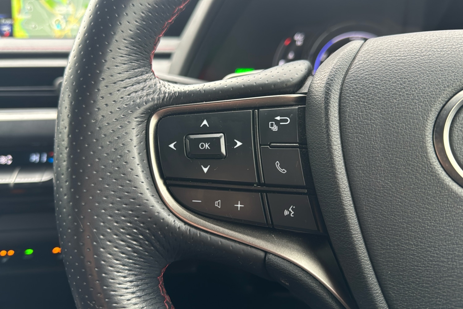 Used Lexus UX 2021 for sale - 77032362: Photo 17