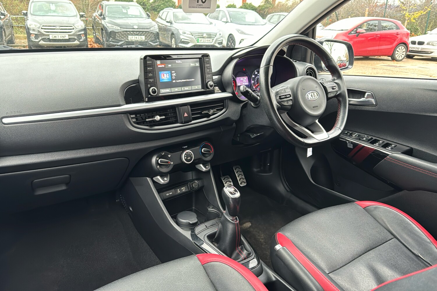 Used Kia Picanto 2018 for sale - 76637118: Photo 11