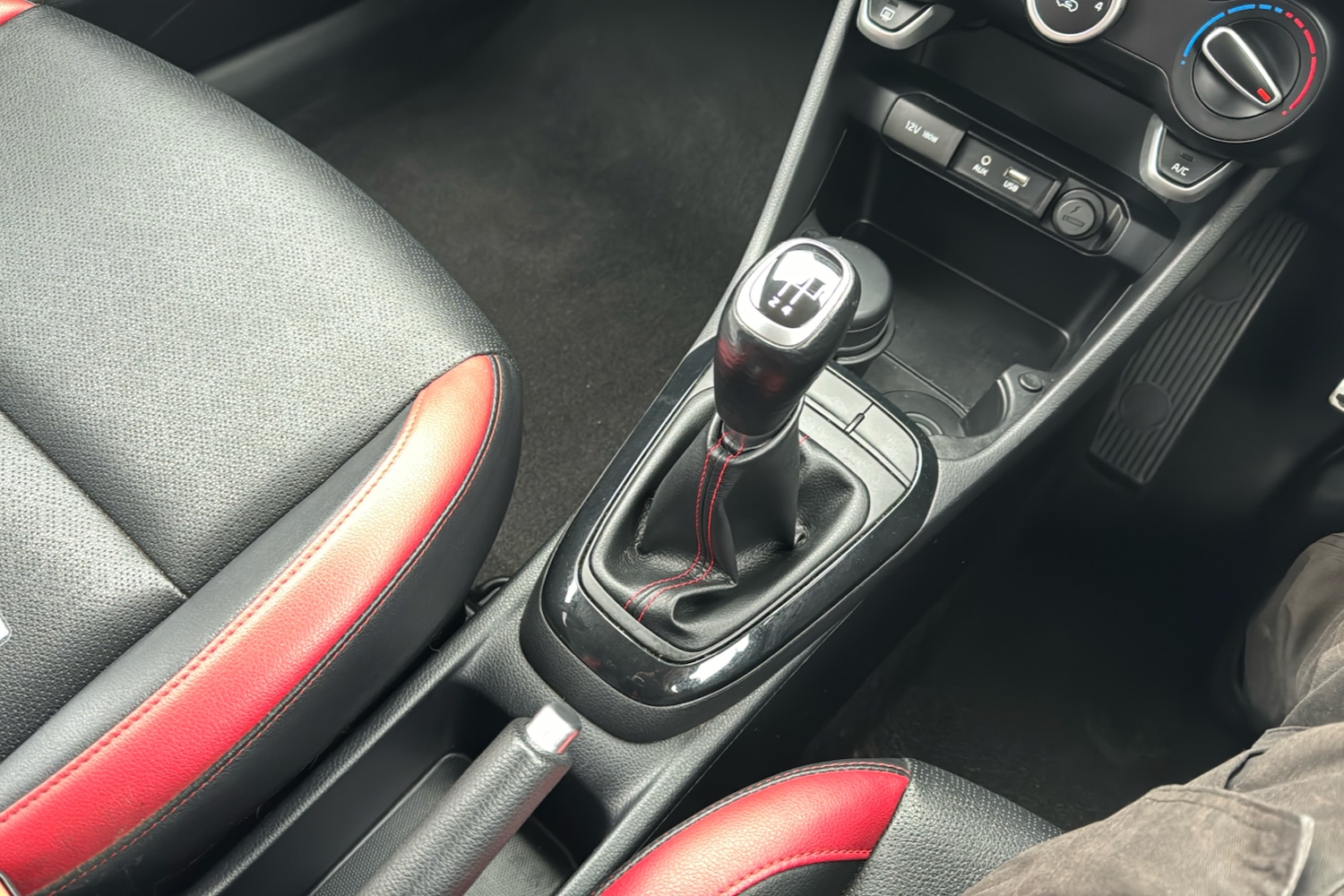 Used Kia Picanto 2018 for sale - 76637118: Photo 13