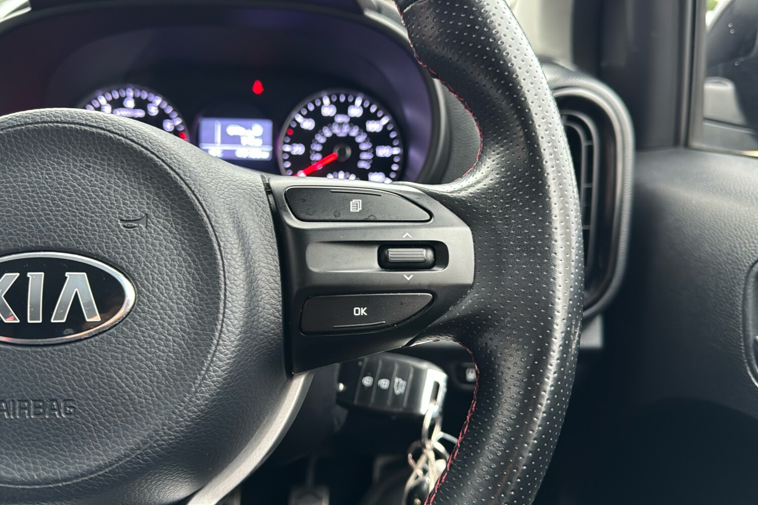 Used Kia Picanto 2018 for sale - 76637118: Photo 18