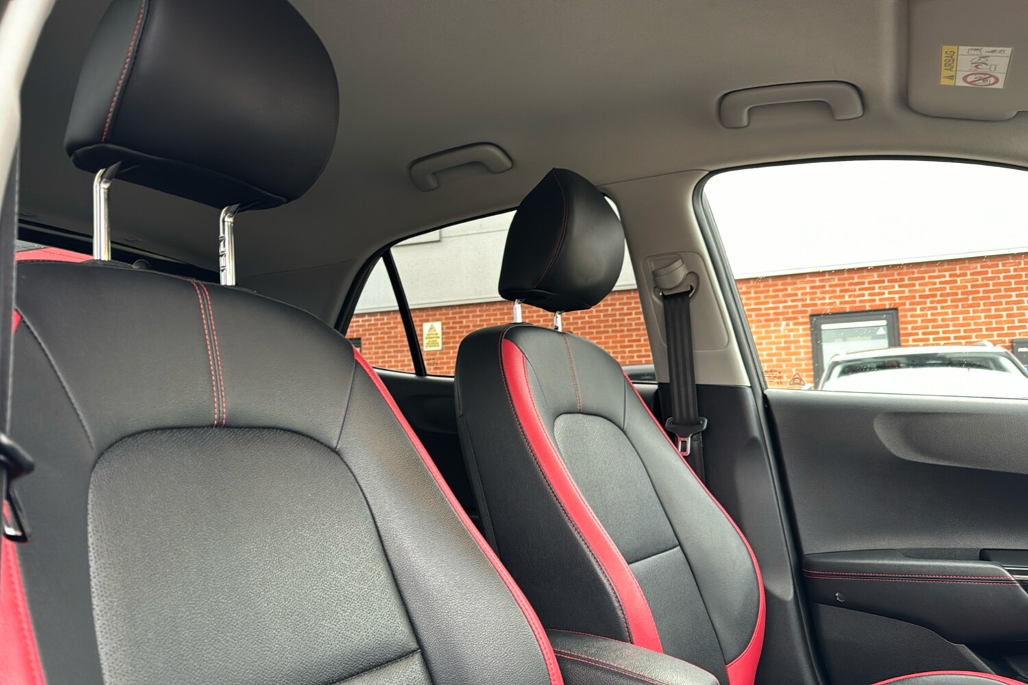 Used Kia Picanto 2018 for sale - 76637118: Photo 31