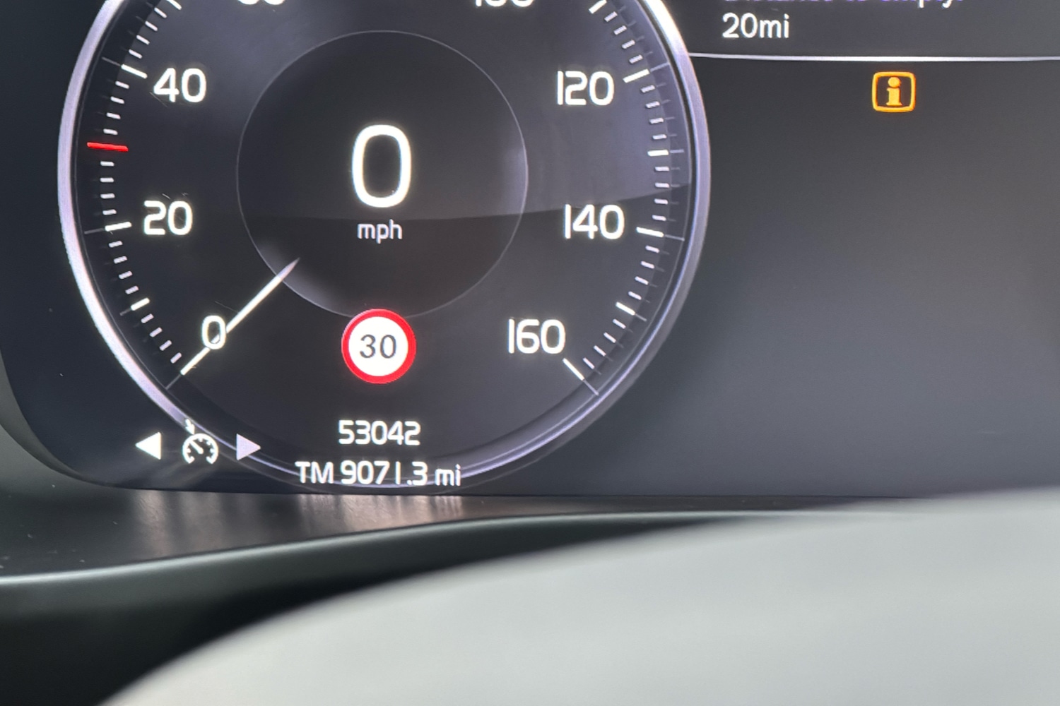 Used Volvo XC40 2020 for sale - 77167644: Photo 15