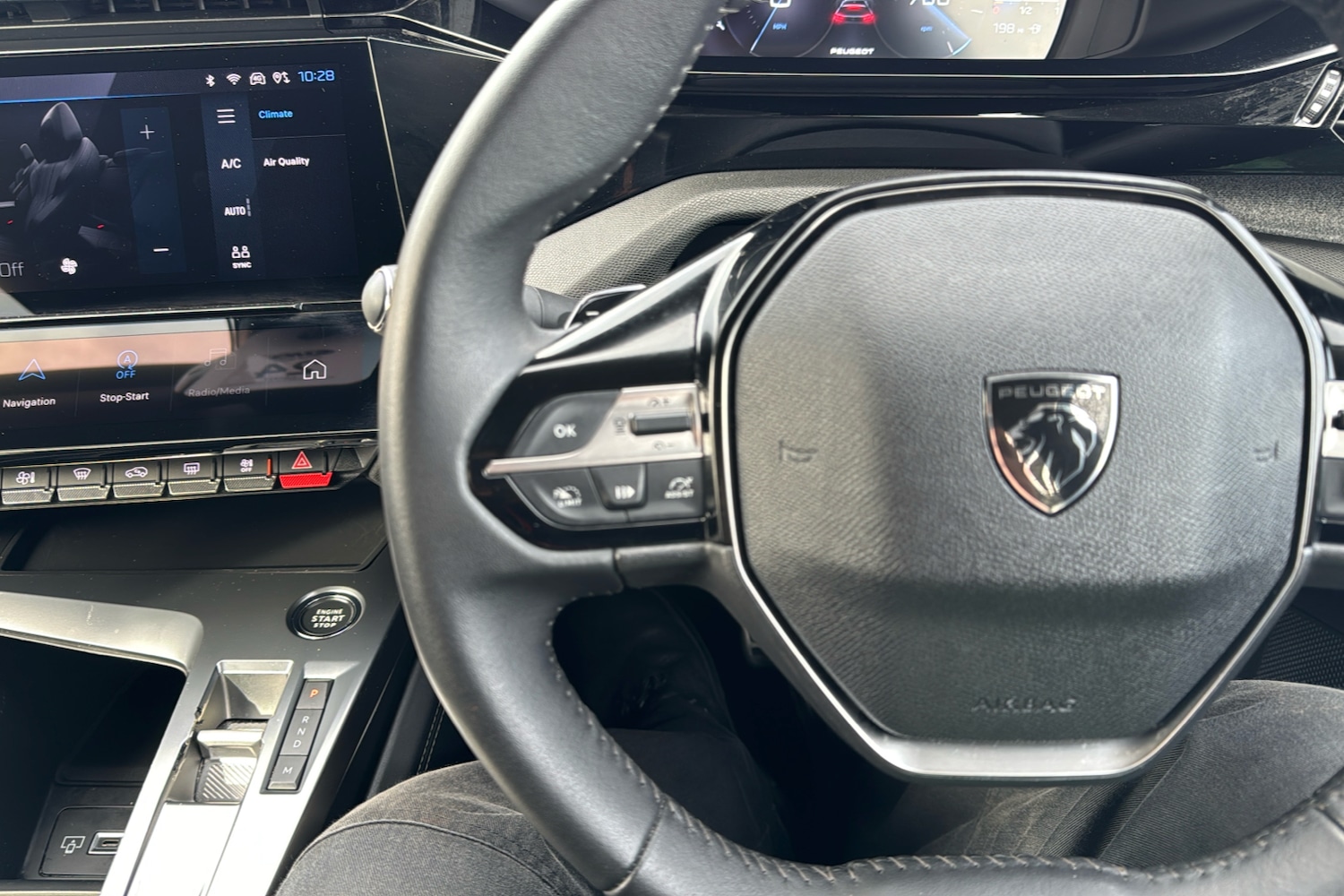 Used Peugeot 308 SW 2024 for sale - 77601740: Photo 17
