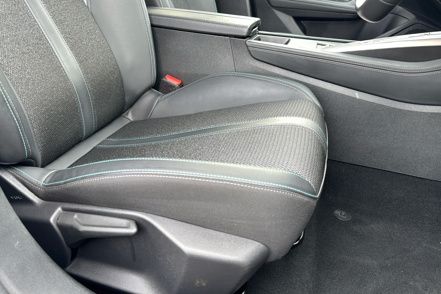 Used Peugeot 308 SW 2024 for sale - 77601740: Photo 28