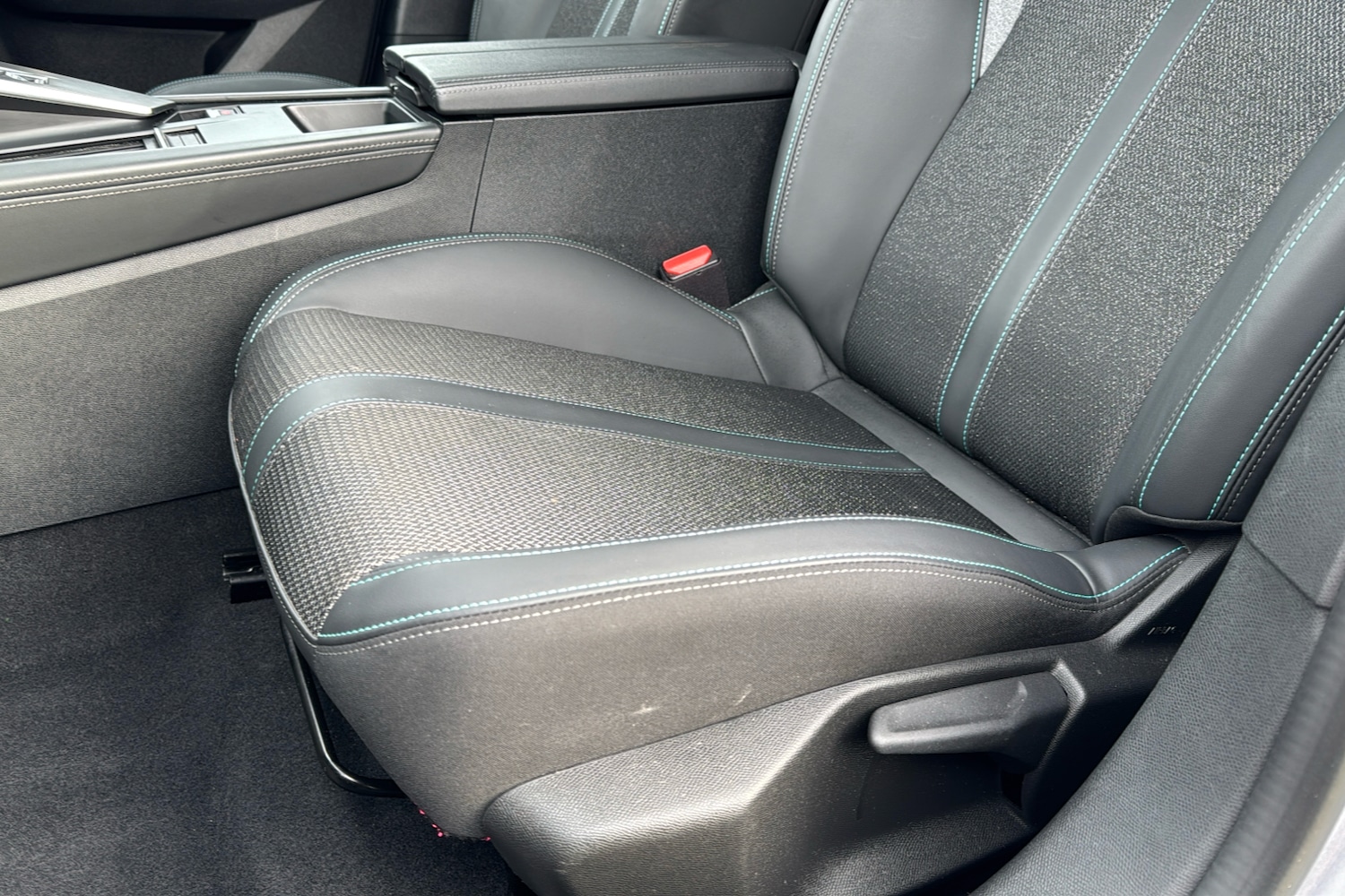 Used Peugeot 308 SW 2024 for sale - 77601740: Photo 40