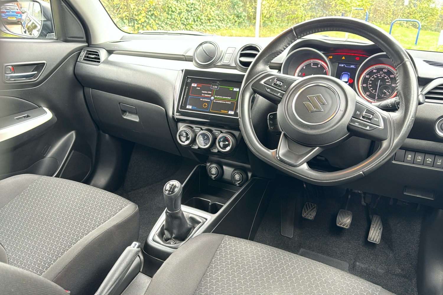 Used Suzuki Swift 2018 for sale - 76298227: Photo 10