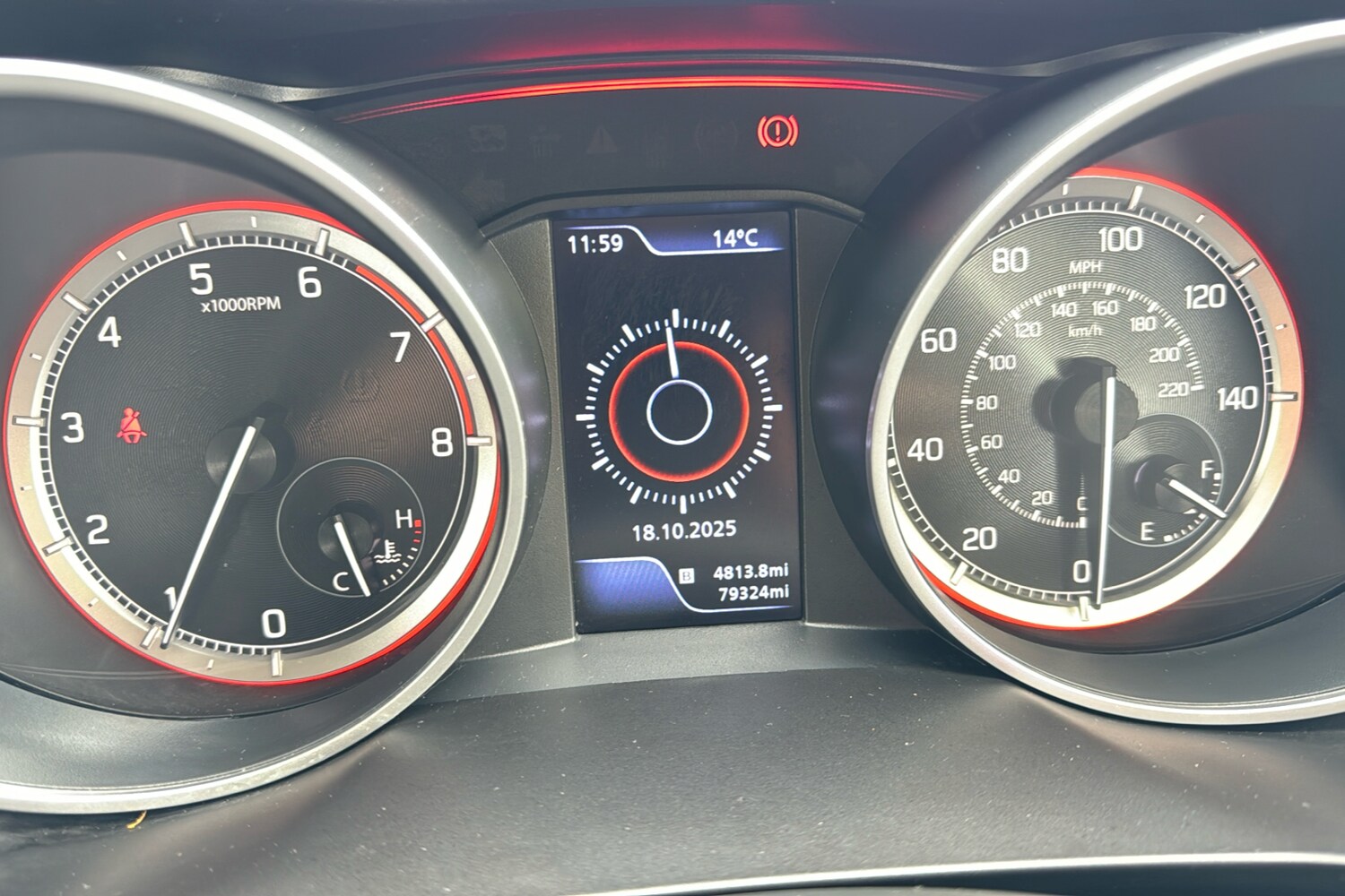 Used Suzuki Swift 2018 for sale - 76298227: Photo 15