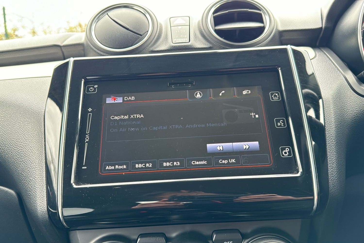 Used Suzuki Swift 2018 for sale - 76298227: Photo 21