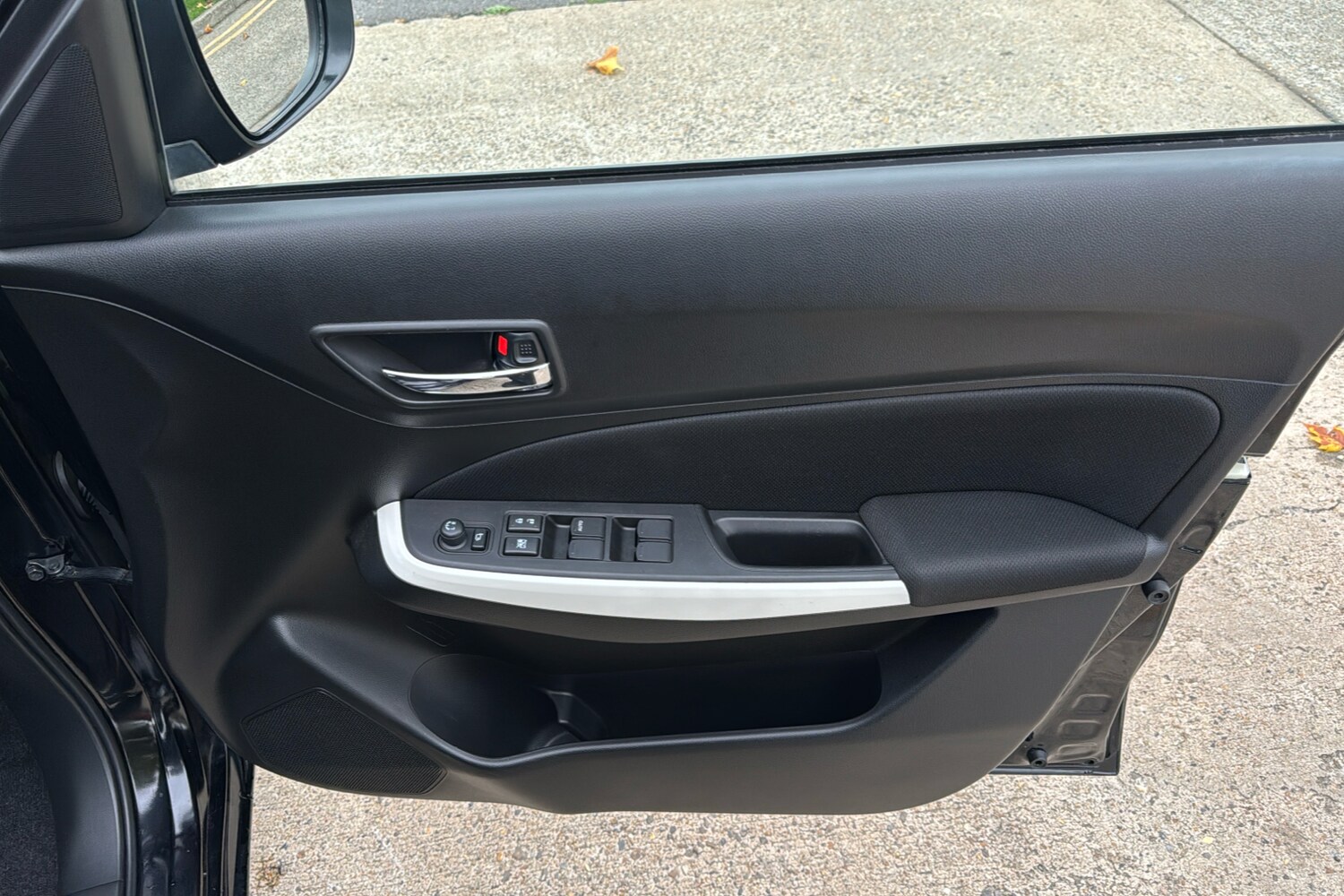 Used Suzuki Swift 2018 for sale - 76298227: Photo 29