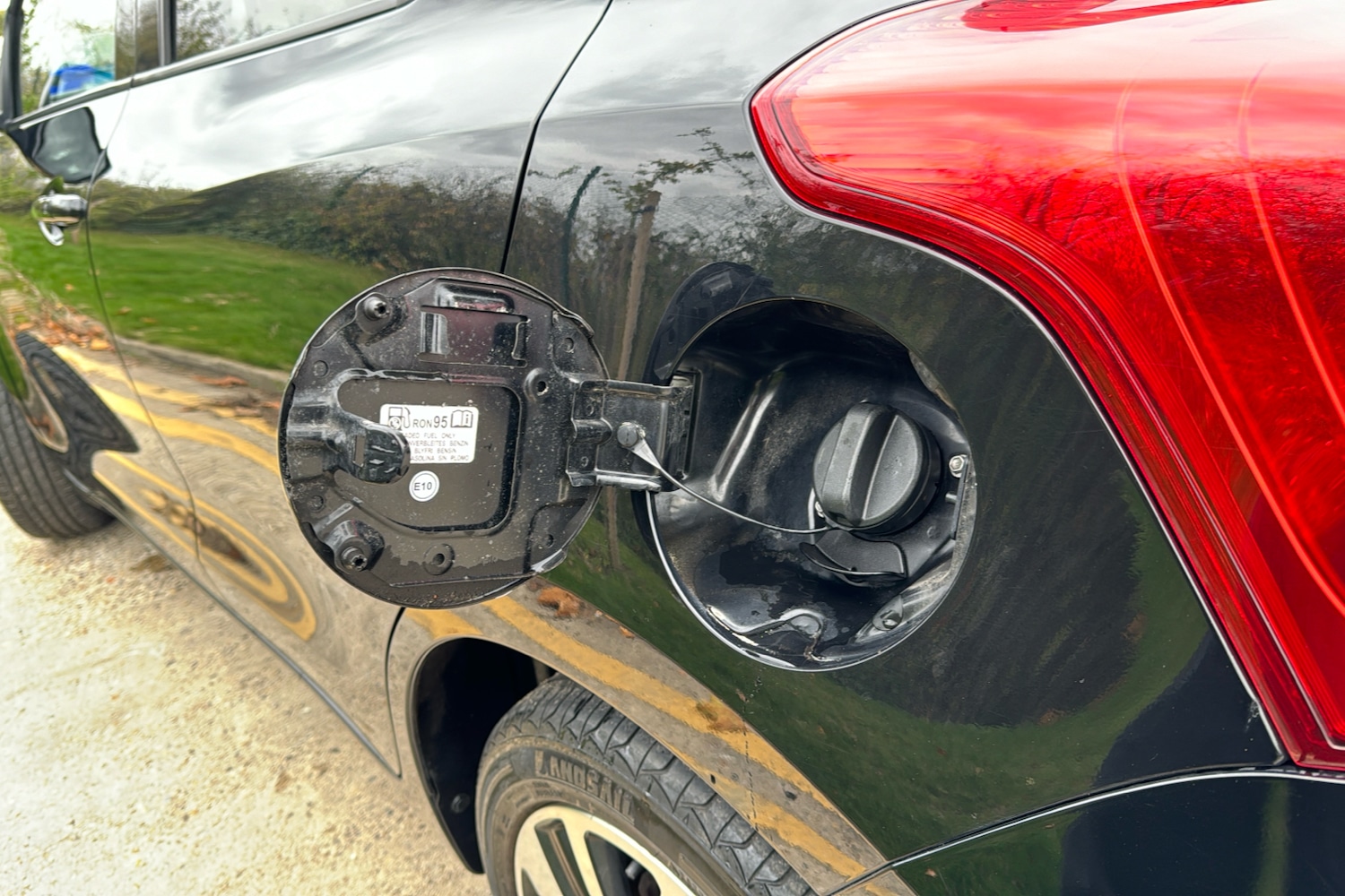 Used Suzuki Swift 2018 for sale - 76298227: Photo 45