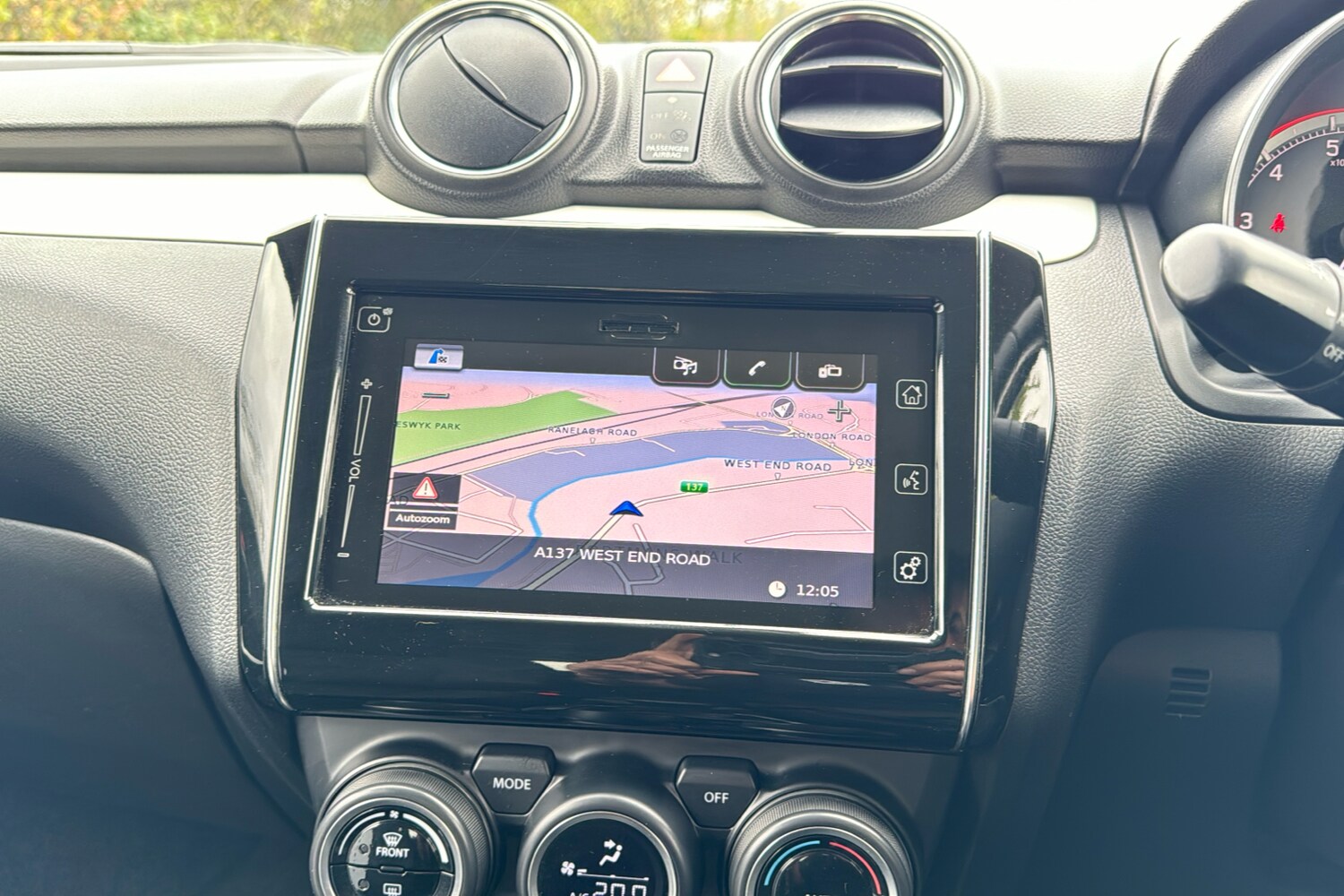 Used Suzuki Swift 2018 for sale - 76298227: Photo 47