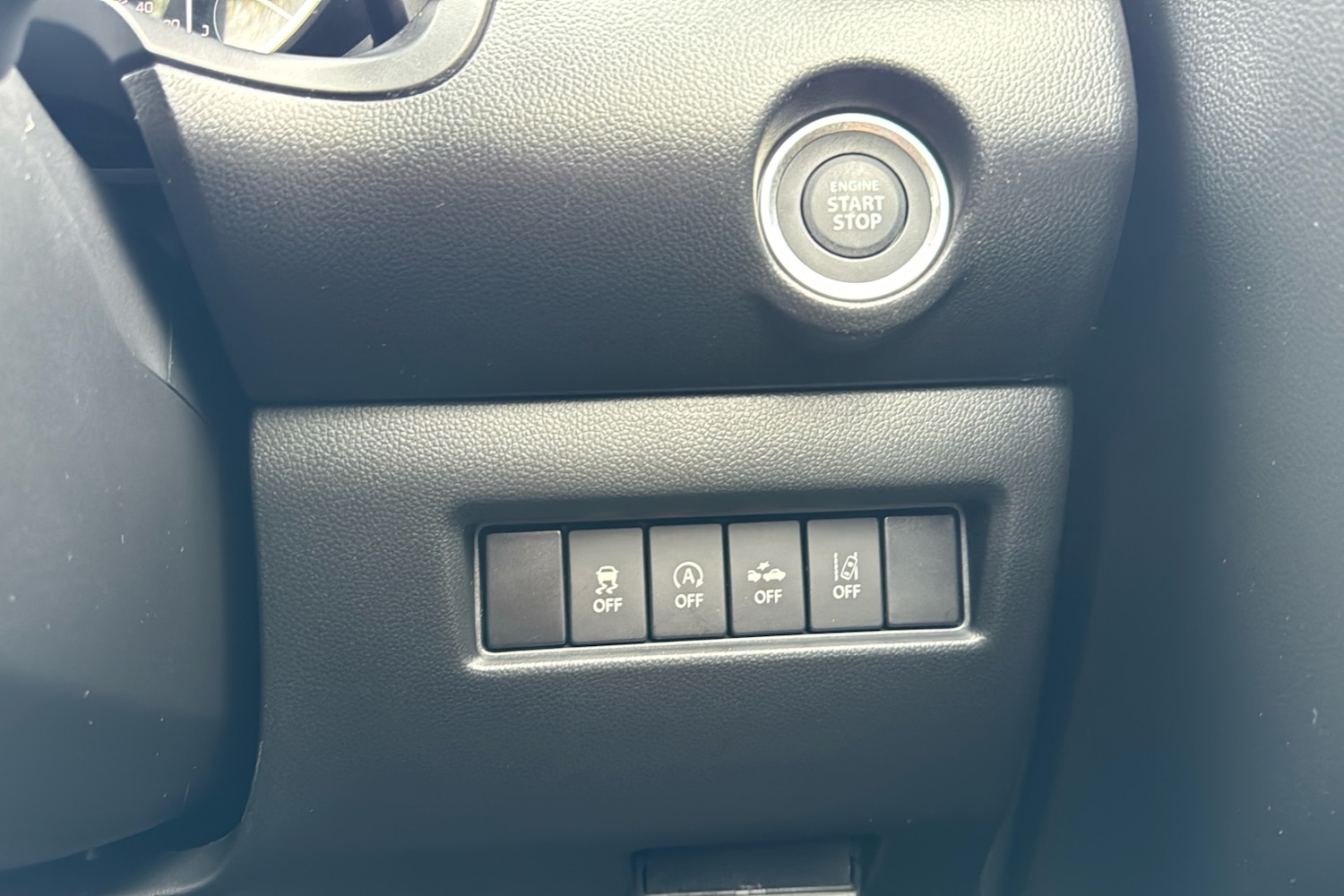 Used Suzuki Swift 2018 for sale - 76298227: Photo 50