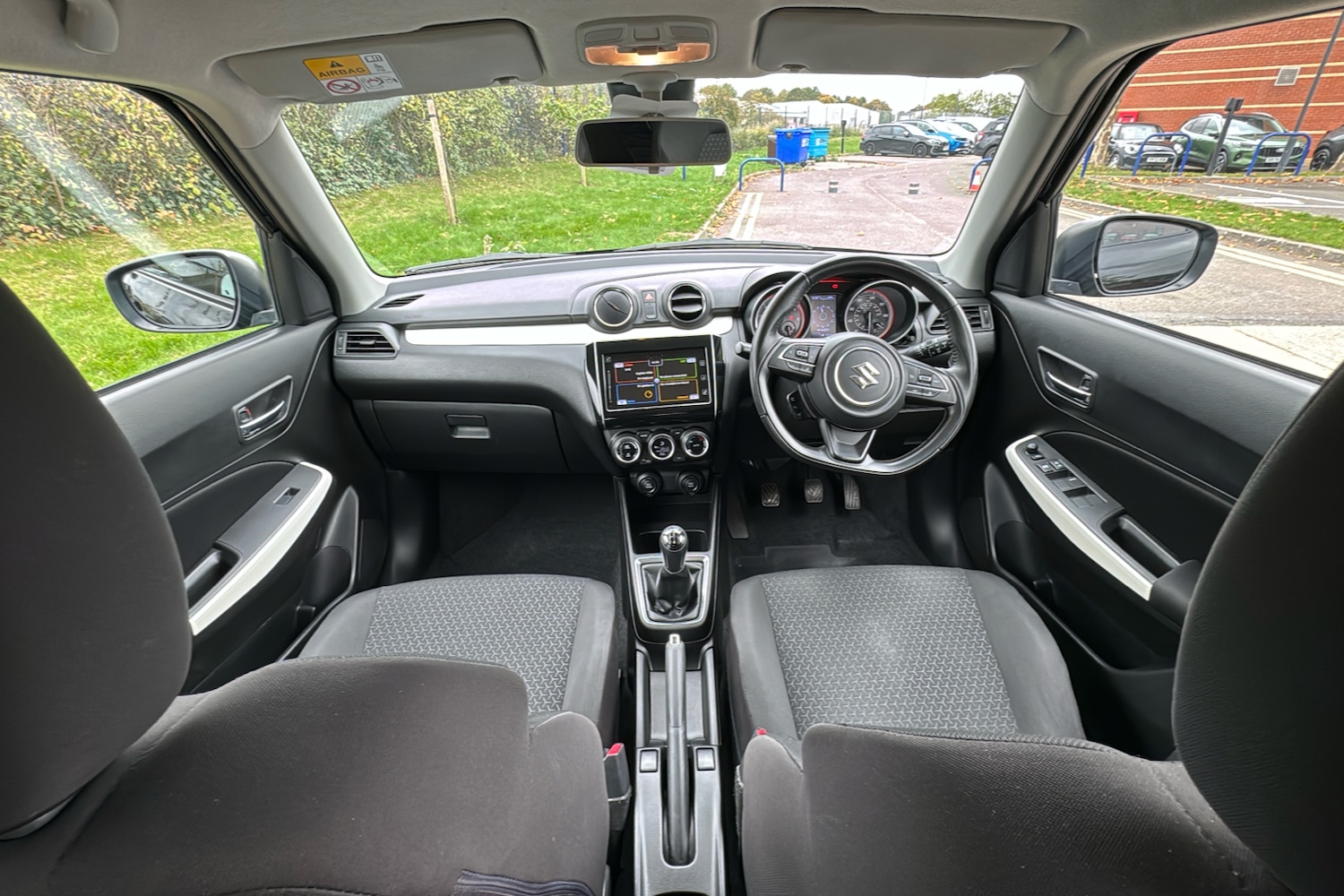 Used Suzuki Swift 2018 for sale - 76298227: Photo 9