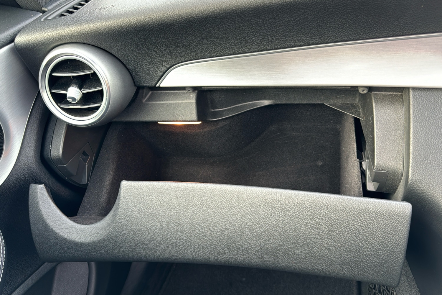 Used Mercedes-Benz C Class 2017 for sale - 76851806: Photo 38