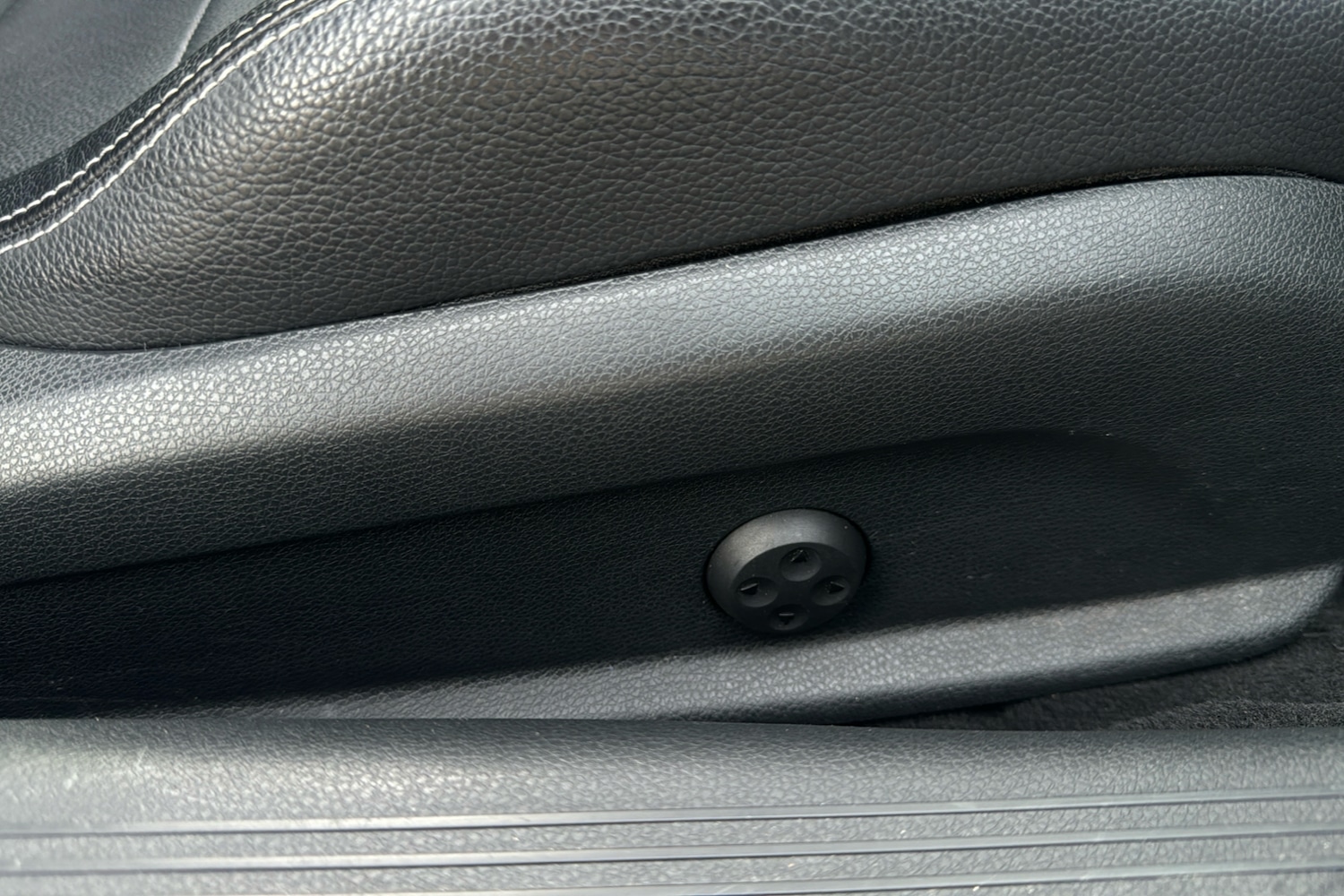 Used Mercedes-Benz C Class 2017 for sale - 76851806: Photo 44