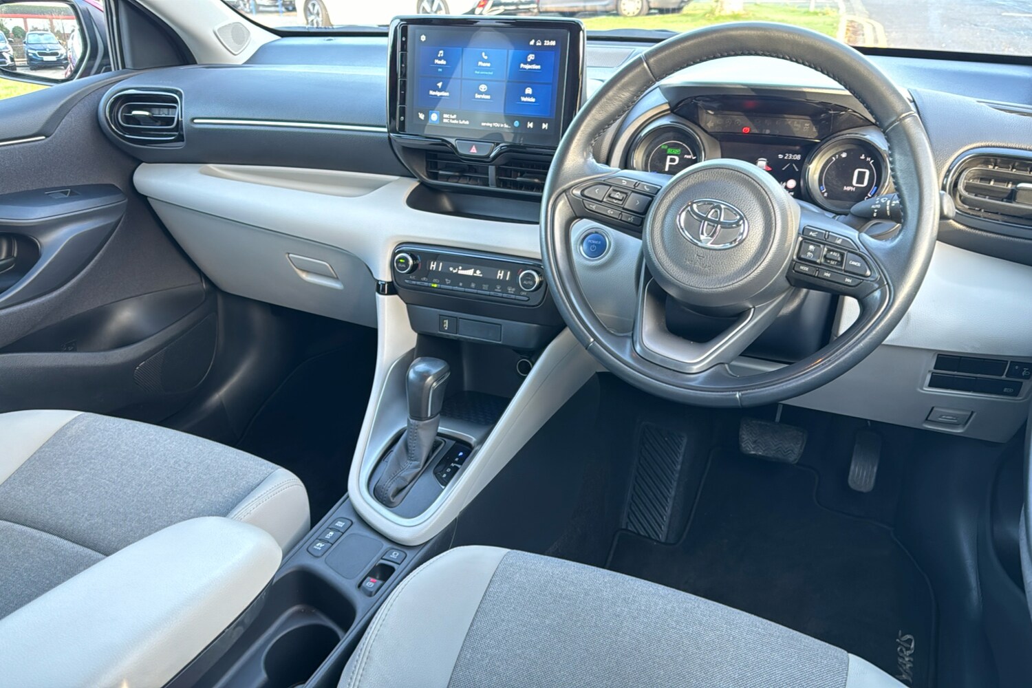 Used Toyota Yaris 2023 for sale - 77000403: Photo 10