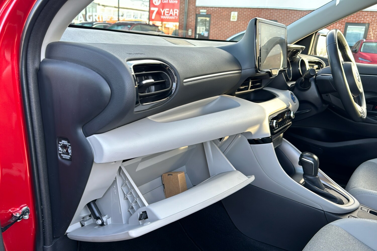 Used Toyota Yaris 2023 for sale - 77000403: Photo 36