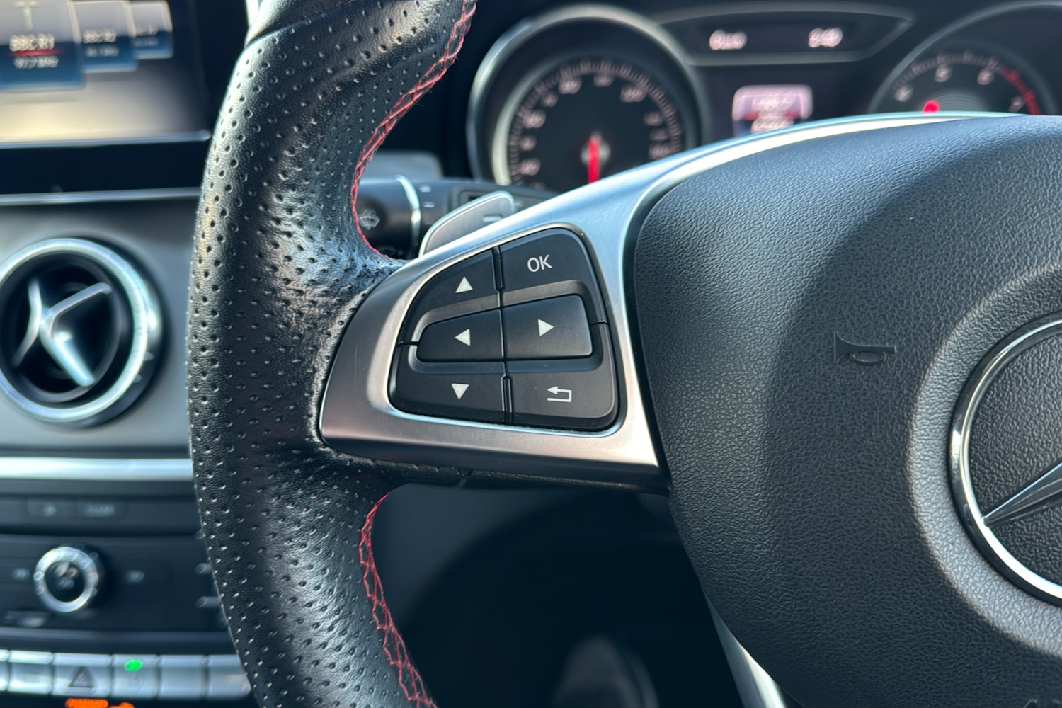 Used Mercedes-Benz CLA 2019 for sale - 76761196: Photo 17