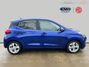 Used Hyundai i10 2022 for sale - 77065581: Photo