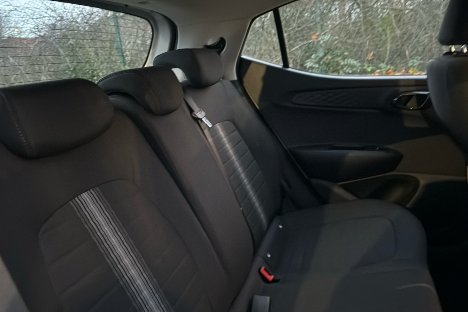 Used Hyundai i10 2022 for sale - 77167639: Photo 12