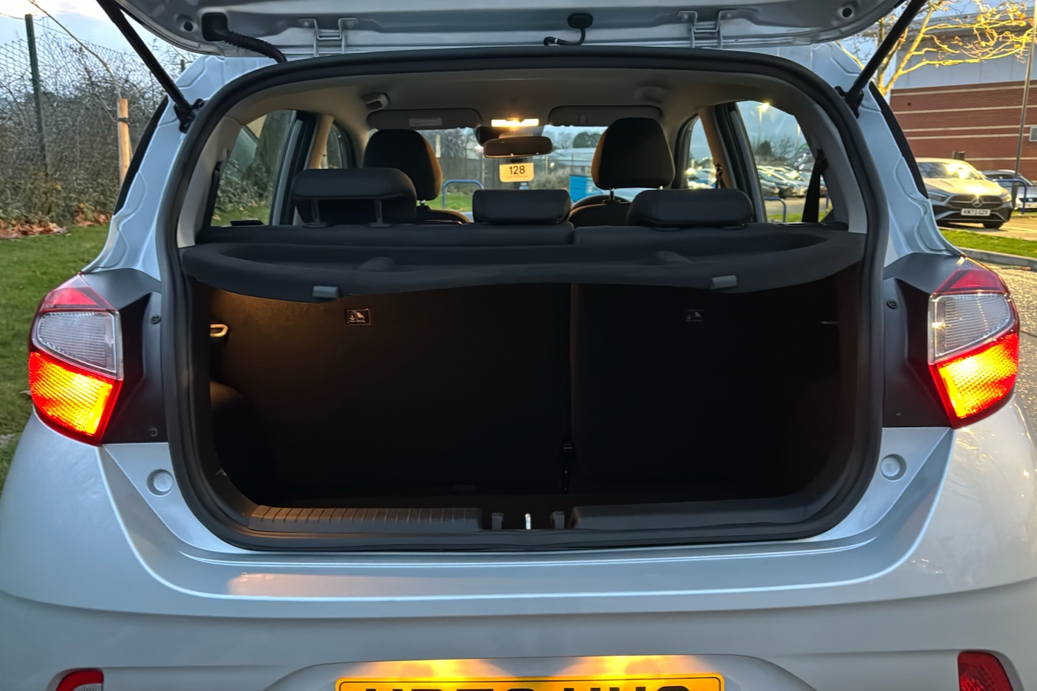 Used Hyundai i10 2022 for sale - 77167639: Photo 19