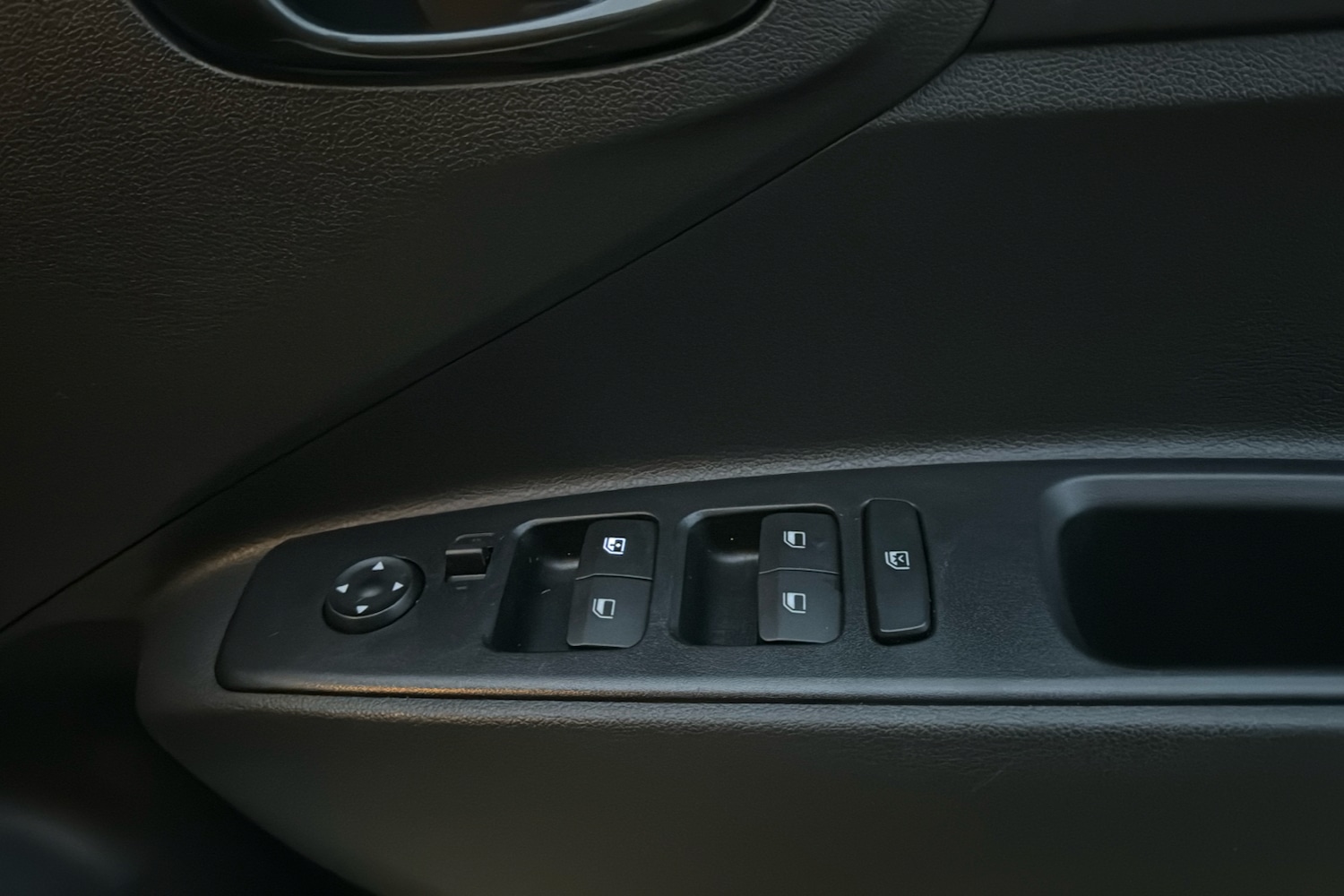 Used Hyundai i10 2022 for sale - 77167639: Photo 35